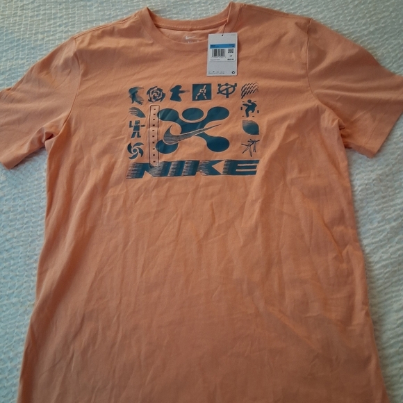 Nike Other - Nike Peach Men's Fittness Graphic Tee